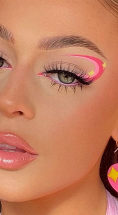 Creative Eye Makeup Art, Carnaval Make-up, Drag Make-up, Cute Eye Makeup, Graphic Makeup, Work Makeup, Rave Makeup, Smink Inspiration, Dope Makeup