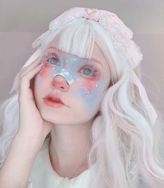 Makeup Looks Cosplay, Ice Cream Vanilla, Halloweenský Makeup, Alt Makeup, Face Art Makeup, Make Up Inspiration, Graphic Makeup, The Cardigans, Cool Makeup Looks