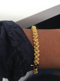 Fedele bracelet for Saturday night dress-up! Minimalist Accessories Jewellery, Streetwear Jewelry, Gold Jewellry, Pretty Jewelry Necklaces, Elegant Jewellery, Mens Silver Necklace, Golden Jewelry, Jewelry Fashion Trends, Classy Jewelry