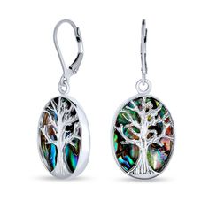 Help to celebrate the beauty of nature with our Celtic tree of life lever back earrings. Each tree of life earring features a 925 sterling silver tree of life against an oval feminine background.  Nature lovers rejoice and enjoy wearing your newest pair of sterling silver tree of life earrings. Carat Size Chart, Tree Of Life Earrings, Wishing Tree, Celtic Tree Of Life, Western Earrings, Turquoise Earrings Dangle, Celtic Tree, Engagement Ring Guide, Silver Tree