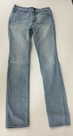 Hollister Womens High Rise Super Skinny Jeans Size 0S 24/28 Wash Light Blue True measurements: waist 27” inseam 27.5” 70% cotton 21% polyester 8% viscous 1% spandex Excellent preowned Condition Comes from a smoke free environment Shipped with USPS Priority Mail 2147 Holiester Jeans, Hollister Low Rise Jeans, Hollister Vintage, Hollister Jean Shorts, Hollister Patchwork Jeans, Vintage Medium Wash Pre-washed Jeans, Mens Denim Short, Light Wash Denim, Grey Jean