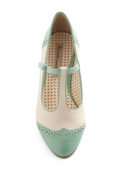 Care to Dance? Wedge in Mint, #ModCloth Oxford Wedges, Cute Shoes For Women, Vintage Modern Style, Jump For Joy, Amazon Dresses, Vintage Heels, Shoe Inspiration, Vintage Modern, Shoe Lover