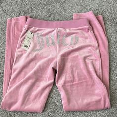 Nwt Rose Pink Color Juicy Couture Sweatpants, Juicy Sweatpants, Disneyland 2024, Country Jeans, Juicy Couture Pants, 2024 Outfits, Couture Pants, Digital Closet, Pink Pants