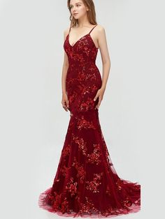 Red Fishtail Evening Dress For Gala, Red Mermaid Hem Evening Dress With Sweep Train, Glamorous Mermaid Dress For Prom And Red Carpet, Glamorous Mermaid Dress For Red Carpet And Prom, Red Sweetheart Neckline Mermaid Dress For Party, Red Mermaid Dress With Sweetheart Neckline For Party, Red Carpet Red Gown With Mermaid Hem, Red Mermaid Hem Gown For Party, Red Mermaid Dress For Night Out