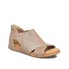 Casual Leather Flats With Textured Footbed, Brown Flats With Arch Support For Spring, Spring Brown Flats With Arch Support, Brown Casual Flats With Arch Support, Brown Flats With Arch Support, Sofft Shoes, Koolaburra By Ugg, Shoes And Boots, Leather Sandals Women