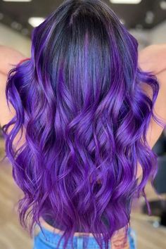 Ash Purple Hair Balayage, Hair Color Wavy Hair, Gray Hair Color Ombre, Ash Purple Hair, Hairstyles For Wavy Hair, Black Hair Ombre, Violet Hair Colors, Purple Hair Color, Purple Balayage