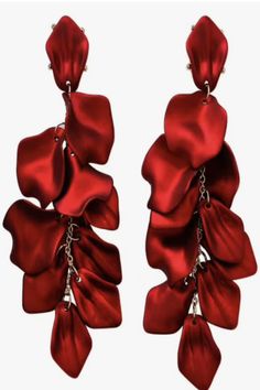 Perfect for the Holiday, parties, and special events this season! Our Satin Tiered Red Petal Drop Earrings are chic and trendy! Featuring a 4" drop and push backing. Red Rose Petals, Red Petals, Red Rose Flower, Long Dangle Earrings, Rose Earrings, Fringe Earrings, Rose Petals, Cute Earrings, Red Rose