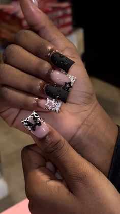 Senior Nails Ideas, Short Junk Nail Designs, Black Junk Nails, Junk Nails Short, Colorful Acrylic Nails, Junk Nails, Hard Nails, Colored Acrylic Nails, Girly Acrylic Nails