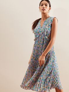 Flutter-Sleeve Midi Dress | Banana Republic Factory Banana Republic Factory, Midi Dress With Sleeves, Empire Waist, Flutter Sleeve, Pleated Skirt, Spring Outfits, Cap Sleeves, Banana Republic, New Look