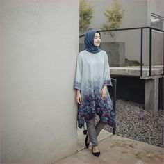 Pot Tanaman, Square Hijab, Hijab Wedding Dresses, Lace Up High Heels, Hijabi Style