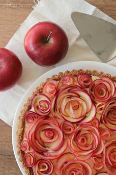 an apple tart is shown on the app