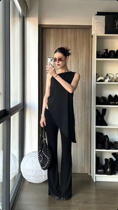 Dress Over Pants Aesthetic, Corporate Sleaze Aesthetic, Male Gaze Vs Female Gaze Outfits, Corp Core Fashion, Black Long Dress Outfit, Corporate Sleaze, Current Styles, Carrie Bradshaw, Wooden Storage