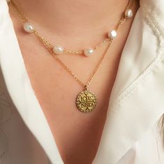 HANDMADE ∙ DAINTY ∙ GREEK ∙ BYZANTINE ∙ DOUBLE ∙ CHAIN ∙ NECKLACE Greek Christian Necklace | Freshwater Pearl Choker | Byzantine Constantine Coin Necklace | Multilayer Cz Necklace | Double Gold IC XC Necklace  * Material: High-Quality Gold Filled in Stainless Steel. Cz Zircon stone in Clear white color and Brilliant-cut. Freshwater Pearl chain * Finish: Gold Fill * Featuring a double chain necklace. Byzantine chain in 45cm + 5cm extension chain Pearl chain in 38cm + 6cm extension chain * We offe Byzantine Jewelry Greek, Byzantine Chain, Double Chain Necklace, Christian Necklace, Cz Necklace, Jewelry Lookbook, Double Chain, Pearl Choker, Coin Necklace