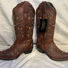 J.B. Dillon Reserve Womens Exotic Leather Cowboy Boots Brand New, Never Worn Size 7.5 Color Brown Sparkles And Stitched Handmade Leather Cowgirl Boots, Leather Western Boots, Western Boots Women, Cowboy Boots Women, Leather Cowboy Boots, Western Leather, Pull On Boots, Vintage Boots, Goat Leather