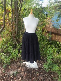 Hand-dyed 100% Universal Threads maxi skirt size XXL. Includes elastic waistband approximately 34"-60", ruffles, pintucks, and pockets. 34" in length. Womens Skirts, Pin Tucks, Halloween Shopping, Hand Dyeing, Ruffles, Dark Grey, Maxi Skirt, Beauty Book, Art Collection