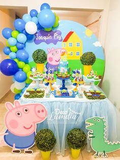 peppa pig birthday party with balloons and decorations