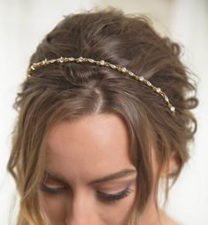 Elegant Minimal Crystal Headband, Bridal Hair piece Wedding – AMYO Bridal Bohemian Bridal Hair, Wedding Pendant, Golden Wedding, Wedding Hair Pieces