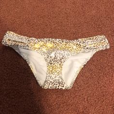 Victoria Secret Bikini Bottoms, Size Xs, White With Gold Hearts !, Ruching At The Side, Nylon & Elastane Blend, So Adorable!!! Would Look Great With A Tan! Please See Pictures, New In Bag, Nwt White Fitted Victoria's Secret Swimwear, White Victoria's Secret Swimwear For Poolside, Victoria's Secret White Swimwear For Pool, Victoria's Secret Stretch Swimwear For Parties, Victoria's Secret Fitted Beachwear Bottoms, Victoria's Secret White Swimwear, Fitted Victoria's Secret Beachwear Bottoms, Victoria's Secret White Swimwear For Sunbathing, Victoria's Secret Stretch Swimwear For Swimming