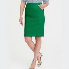 Emerald Green Pencil Skirt. Great For Work, Never Worn. 70% Wool, 30% Viscose Pencil Dress Outfit, Green Pencil Skirt, Yellow Pencil Skirt, Pencil Skirt Pattern, Green Pencil, Cotton Pencil Skirt, Pencil Skirt Casual, Green Pencil Skirts, Navy Pencil Skirt