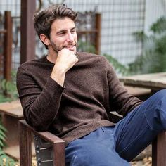 Men Dress Outfits, Male Modeling, Sweater Outfits Men, Brunch Outfits, James Scott, Boyfriend Outfit, Brunch Fashion, Men's Casual Shirts, Outfits For Men