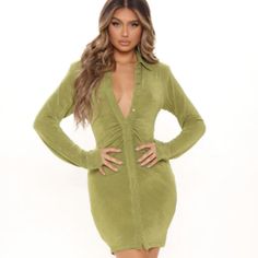 *Nwt* Size: Large Winter Date Night Button-up Dress, V-neck Dress With Button Closure For Night Out, Spring Long Sleeve Bodycon Dress With Button Closure, Fitted Green Button-up Mini Dress, Chic Long Sleeve Bodycon Dress With Button Closure, Fitted Green V-neck Shirt Dress, Green Winter Dress With Button Closure, Green V-neck Shirt Dress For Date Night, Long Sleeve Bodycon Dress For Day Out