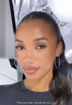 Minimalist Glam Makeup, Natural Glam Black Women, Soft Girl Makeup Black Women, Makeup Look Pictures, Dewy Glam Makeup, Makeup For Light Brown Eyes, Makeup Looks Wedding Guest