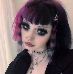 Half And Half Hair, Alt Makeup, Alternative Makeup, Edgy Makeup, Black Makeup