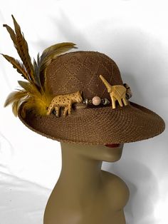 Handmaid and Customized hats. For any event, Church, Kentucky derby, Tennis match, Christmas gift, Easter hat, Mothers Day. Vintage Kentucky Derby Fashion, Hat Making Ideas, Vintage Kentucky Derby, Customized Hats, Kentucky Derby Fashion, Derby Fashion, Easter Hat, Couture Hats, Easter Hats