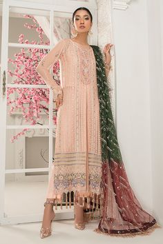 Peach Salwar Kameez with Elegant Embellishments Mendhi Outfit, Long Kameez, Embroidery Motif, Pakistani Party Wear, Pakistani Salwar, Palazzo Suit, Pakistani Style, Colorful Dress, Pakistani Fancy Dresses