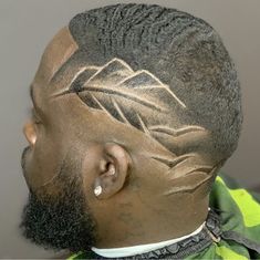 Barber Designs In Hair, Designs In Hair, Undercut Natural Hair, Shave Designs, Undercut Hair Designs