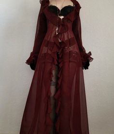 Persephone Aesthetic Outfit, Classy Vampire, Look Retro, Red Blood, Alt Fashion, Black Mamba, Gothic Outfits, Goth Outfits, Alternative Outfits