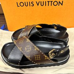 Like New Condition Size 37.5 Fit 6.5-7 No Visible Signs Of Wear. Inside Where Size Was Has Rubbed Off. Comes With Box And Dust Bags Designer Black Sandals With Logo Strap, Shoes Louis Vuitton, Louis Vuitton Shoes, Gold Studs, Women's Shoes Sandals, Shoes Sandals, Dust Bag, Like New, Louis Vuitton