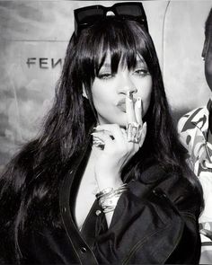 White Photo, Rihanna, Black Hair, A Man, A Woman, Black And White, Hair, White