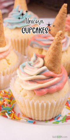 From scratch unicorn cupcakes decoration with three colors of frosting. Easy Unicorn Cupcakes Diy, Unicorn Cone Cupcakes, Unicorn Cupcakes Ideas, Easy Unicorn Cupcakes, Cupcakes Kids, Kids Cupcakes, Kids Unicorn Party, Theme Cupcakes