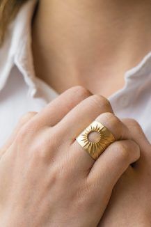 Sun Ring, Rings Aesthetic, Celine Daoust, Pretty Jewellery, Light Yellow, Bling Bling