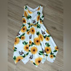 Sunboree Girls Size 10 Sunflower Butterflies Sleeveless Dress Nwt Item # A105g10ss Sleeveless Sundress With Sunflower Print For Spring, Sleeveless Butterfly Print Dress For Vacation, Yellow Sunflower Print Beach Dress, Yellow Sleeveless Sundress With Sunflower Print, Casual Yellow Sunflower Print Dress, Yellow Sleeveless Dress With Sunflower Print, Sunflower Dresses Kids, Sleeveless Spring Dress With Butterfly Print, Yellow Sleeveless Sunflower Print Dress