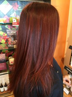 Hair Color Quiz, Hair Color Auburn Brown, Dark Auburn Hair Color, Aveda Hair Color, Auburn Red Hair, Deep Red Hair, Aveda Hair, Auburn Red