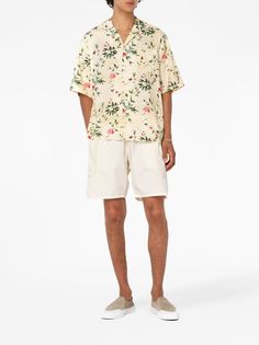 John Elliott floral-print short-sleeve Shirt - Farfetch Collared Cotton Hawaiian Shirt With Floral Print, Cotton Collared Hawaiian Shirt With Floral Print, Cotton Floral Print Collared Camp Shirt, Floral Print Cotton Short Sleeve Shirt With Camp Collar, Relaxed Fit Cotton Hawaiian Shirt With Floral Print, Summer Short Sleeve Shirt With Patch Pockets, Floral Print Cotton Camp Shirt With Camp Collar, Cotton Camp Shirt With Floral Print, Summer Button-up Short Sleeve Shirt With Patch Pockets