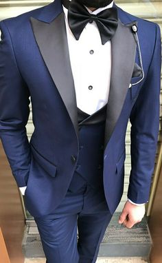 Luxury Blue Three-piece Suit For Groom, Groom Midnight Blue Tuxedo, Blue Tuxedo Three-piece Suit For Party, Midnight Blue Tuxedo Wedding Groomsmen, Wedding Suits Groom Unique, Dark Blue Tux, Luxury Royal Blue Semi-formal Tuxedo, Tuxedo Suit For Men, Navy Blue Tuxedos