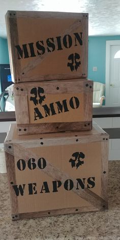 Army Box Ideas, Army Fatigue Party Theme, Camoflauge Party Decorating Ideas, Army Theme Birthday Party Decorations, Army Decorations Party Ideas, Army Theme Decorations, Camo Themed Party, Army Party Decorations Diy, Army Table Decorations