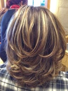 Layered Haircuts For Medium Hair, Medium Layered Hair, Shoulder Hair, Shoulder Length Hair Cuts, Haircut For Thick Hair, Short Hairstyle