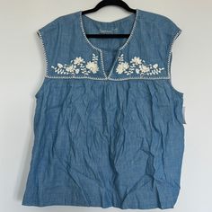 Gap Denim Chambray Embroidered Denim Shirt. Floral Stitching Xxl Nwt Sleeveless Tunic Casual White Cotton Denim Top, Summer Embroidered Blue Denim Top, Medium Wash Denim Top With Floral Embroidery For Spring, Summer Denim Top With Floral Embroidery, Casual Denim Top With Floral Embroidery For Spring, Floral Embroidered Denim Top For Summer, Casual Floral Embroidered Denim Top For Spring, White Cotton Denim Top For Summer, White Casual Denim Top For Summer