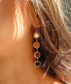 4-Drop Sunburst Earrings Mother of Pearl, Red Aventurine, Red Jade, Red Tiger's Eye E2042 - Sunburst Earrings 00s Mode, Red Tigers Eye, Diy Schmuck, Shiny Things, Ear Jewelry, Piercing Jewelry, Cute Jewelry