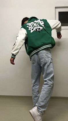 Varsity Jacket Outfit Mens, 90s Style Grunge, Improve Your Style, Clothing Y2k, Streetwear Outfit Ideas, Y2k Aesthetic Fashion, Vintage Retro Clothing, Perfect Aesthetic