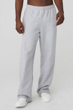 Step out looking fresh & feeling chill in the Renown Sweatpant, our forward, street-ready look for he, she & they. Made from thick, heavyweight French terry, this oversized sweatpant features an interior drawstring waistband, a clean, straight-leg fit, and two zippered pockets & an open back pocket for on-the-go convenience. Wear solo or link up with the Renown Hoodie or Pullover for the complete look. Comfy, heavyweight French terry Straight-leg fit & three pocket design Designed & uniquely fit Sweats Outfit Men, Grey Sweatpants Men, Sweats Outfits, Mens Grey Sweatpants, Straight Sweatpants, Fire Clothes, Minimal Streetwear, Grey Sweats, Black Men Street Fashion