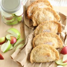 Apple Hand Pies - A Farmgirl's Kitchen® Fried Hand Pies, Recipe Desert, Indoor Aesthetic, Silk Pie