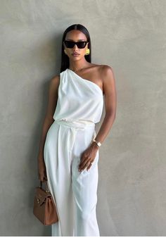 92% polyester, 8% elastane Made in China Dry clean only One shoulder styling Crepe fabric Item not sold as a set Lauren is 5'4", wearing size 0. Jasmine Tookes Style, Jasmin Tookes, Self Love Art, Beauty Affirmations, Jasmine Tookes, Chique Outfits, Effortlessly Chic Outfits, Event Outfit, Elegante Casual