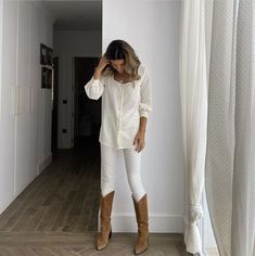 Tan Cowboy Boots Outfit, Fall 2022 Shoe Trends, Fall 2022 Shoe, Cowboy Boots Outfit Fall, 2022 Shoe Trends, Cowboy Boots Outfit Winter, Cute Cowboy Boots, Western Boot Outfit, Camel Outfit