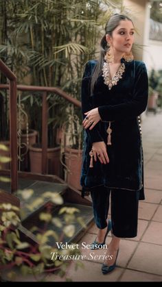 Full Sleeve Suit, Dabka Work, Pakistani Fashion Casual, Cast A Spell, Casual Indian Fashion