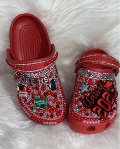 Custom Graduation Crocs Blinged Out Crocs, Pearl Sneakers, Senior 25, Crocs With Charms, Sr 25, Bling Converse, Crocs Fashion, Bling Shirts, Bling Shoes